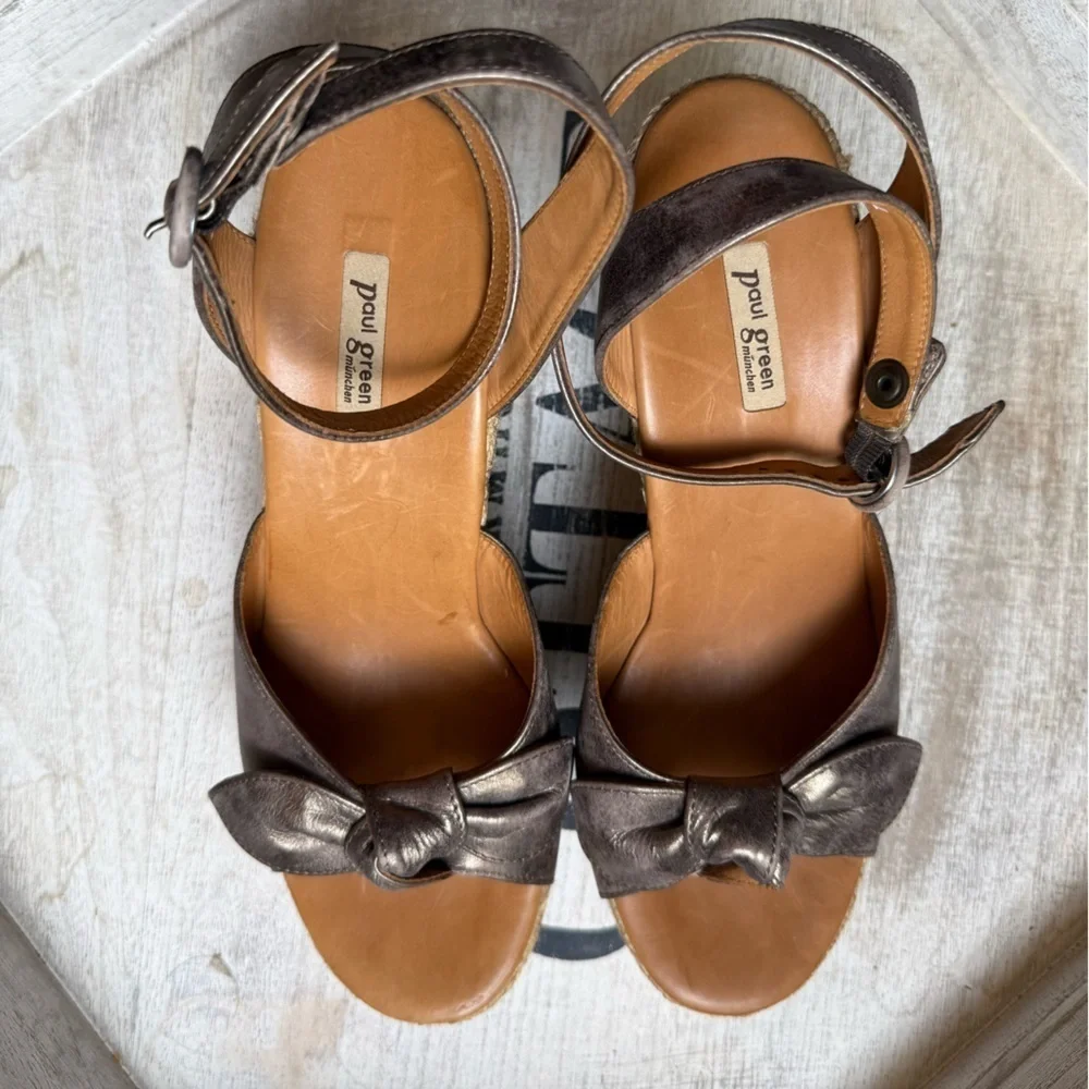 Paul Green Women's Metallic Brown Espadrilles